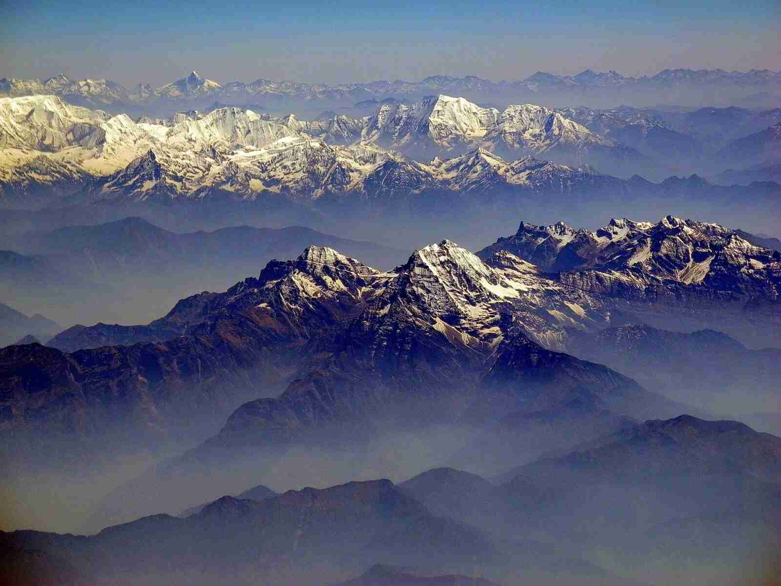 You are currently viewing Indian Mountain ranges become visibly clearer from Jalandhar, Punjab due to reduction in pollution after lockdown